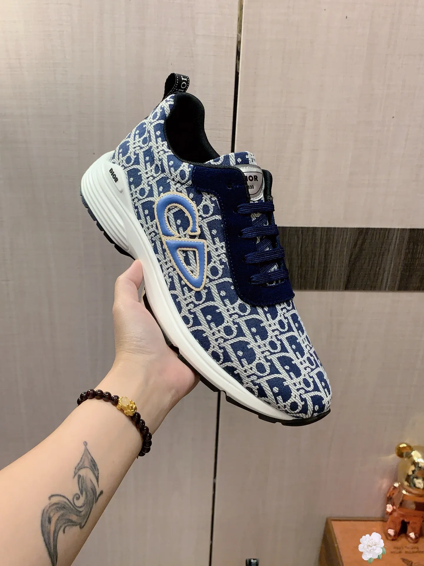 Men's Men's Shoes💰442💰💰🎩🎩[Lightning][Lightning] "Dior DIOR*" The latest and most popular casual shoes, top brand [seduce] luxury ~ purchasing agency, top ~ quality. [Strong] The upper is made of imported breathable cowhide with material ➕ breathable sheepskin feet (•) and fine workmanship. The original stylish and stylish soft rubber wear-resistant and non-slip outsole is light and comfortable on the feet. The real thing looks better when photographed in person. 0121: code: 38-44, 5️⃣ colors selected